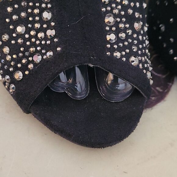 - Jennifer Lopez Black Sparkle Shoes - Picture 7 of 12